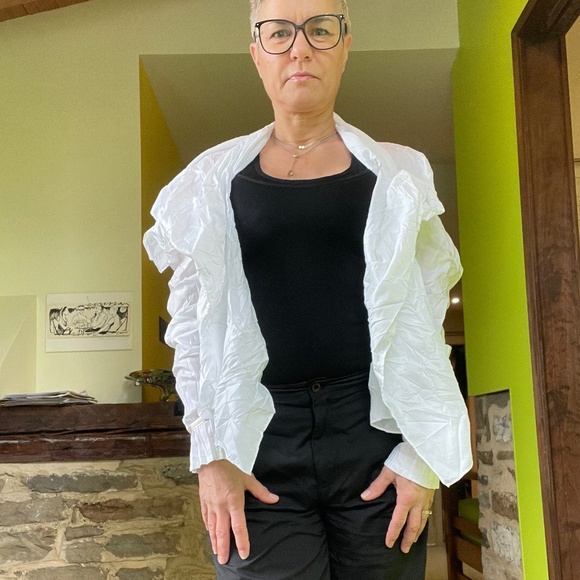 Marie Saint-Pierre designer. White versatile coverall. Light crumpled fabric. S - Picture 12 of 17